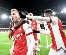 包含利物浦战胜曼联，王者之师一触即发！的词条