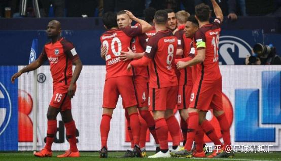 关于法兰克福球队合力作战，期待好成绩的信息