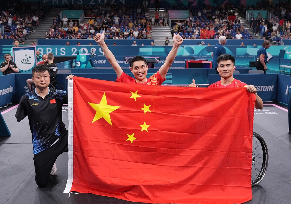 沸腾球场上，胜利在望，激动人心的简单介绍